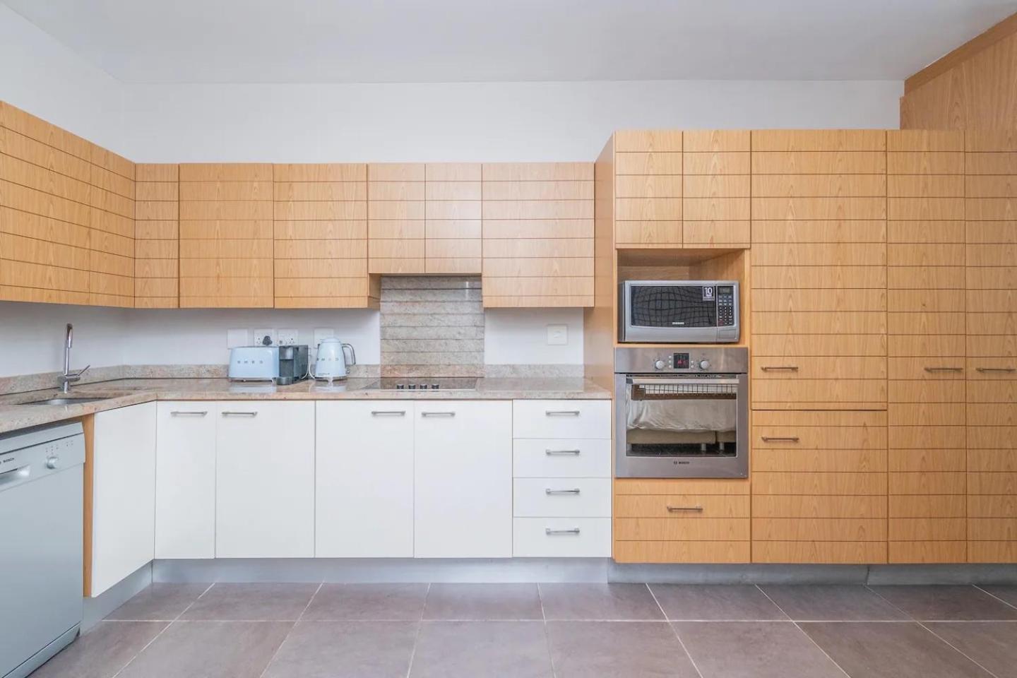 Relaxing Apartment, The Glen, Camps Bay With Plunge Pool Apartment *